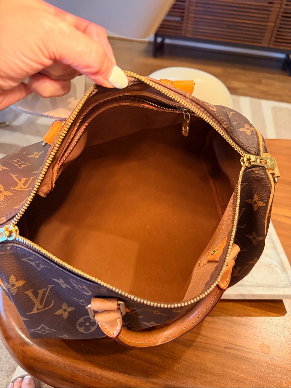 Louis Vuitton Speedy Bandouliere 30 Monogram Canvas - Picture 12 of 16